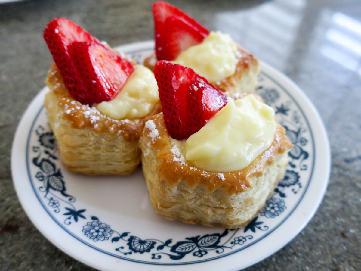 Strawberry + Cream Custard Puff&nbsp;Pastry