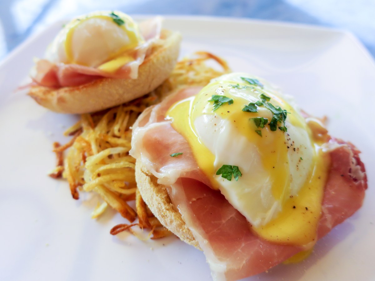 Classic Eggs Benedict
